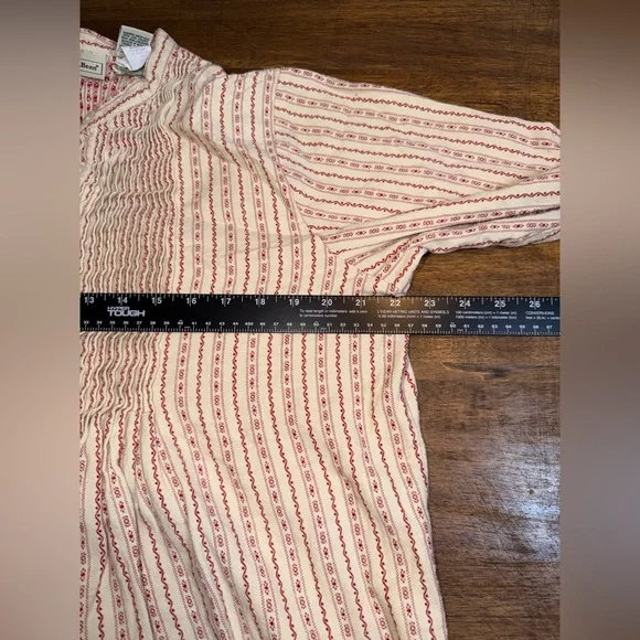 Vintage LL Bean 100% Cotton Flannel Pintuck Nightgown - Picture 4 of 5